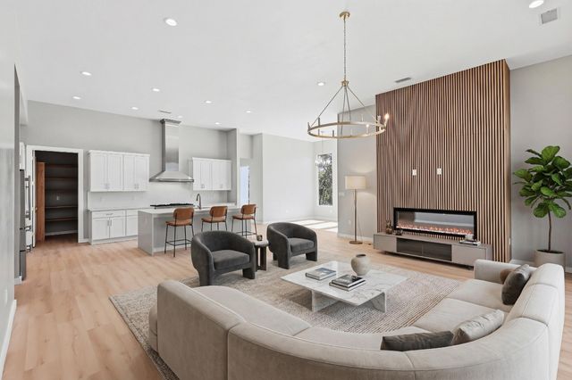 7 Pinon Ridge Road, Tijeras, NM 87059