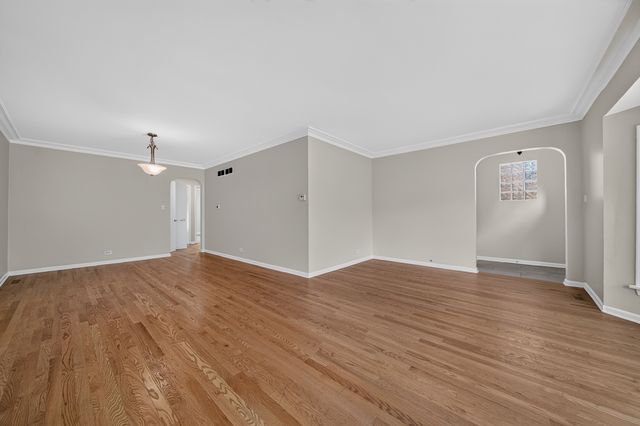 3230 N Neva Avenue, Chicago, IL 60634