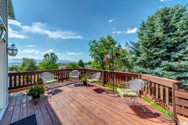 1273 E GRAYSON CT, Sandy, UT 84094