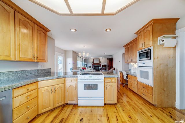 1273 E GRAYSON CT, Sandy, UT 84094