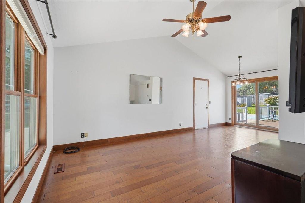 7474 Jeffery Lane S, Cottage Grove, MN 55016 — photo 4