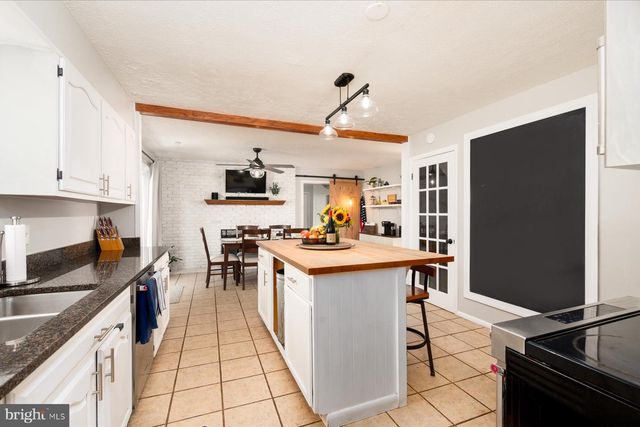 12 WILLOW SPRING DR, Edgewater, MD 21037