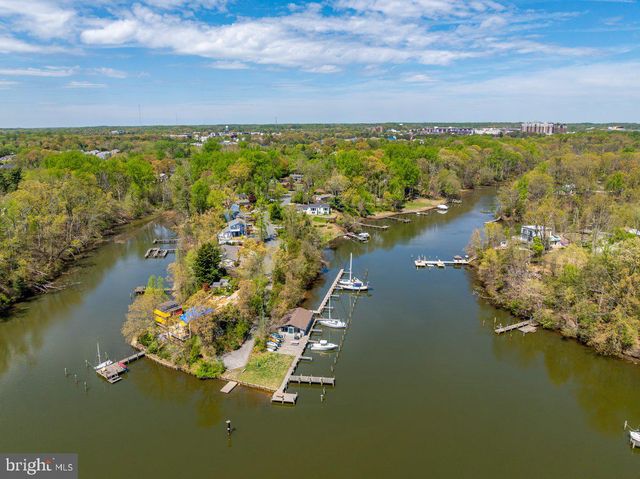 12 WILLOW SPRING DR, Edgewater, MD 21037