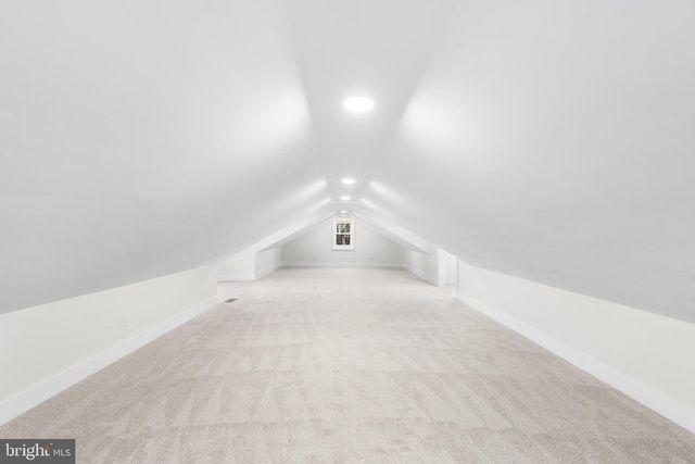 16 EDEN AVE, Oaklyn, NJ 08107