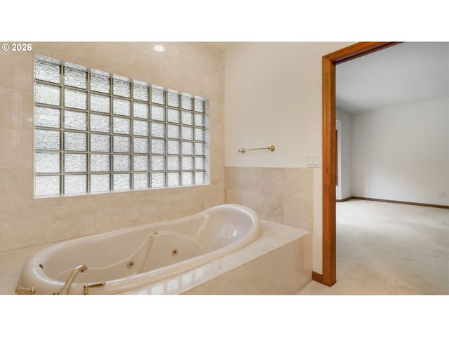 8104 Ne 71ST Loop, Vancouver, WA 98662