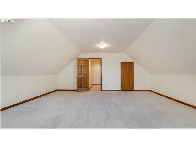 8104 Ne 71ST Loop, Vancouver, WA 98662