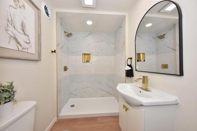 3165 N 87th STREET, Milwaukee, WI 53222