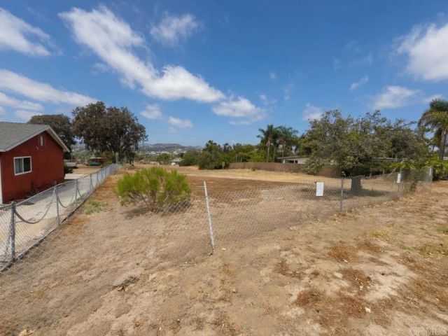 0 Roadrunner, San Marcos, CA 92078