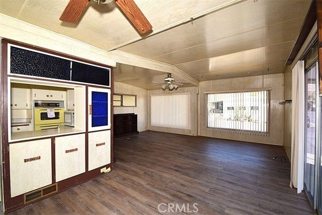 56254 29 Palms Highway 111, Yucca Valley, CA 92284