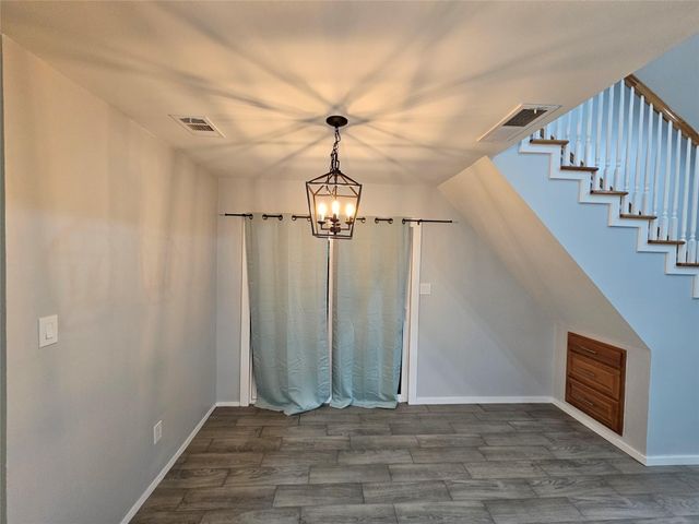 2209 Singletree Ave Unit B, Austin, TX 78727