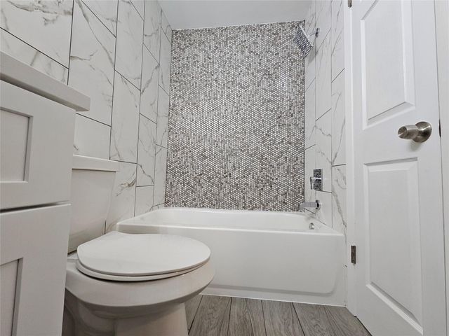 2209 Singletree Ave Unit B, Austin, TX 78727