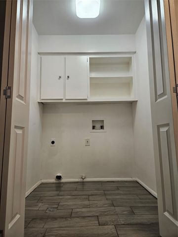 2209 Singletree Ave Unit B, Austin, TX 78727