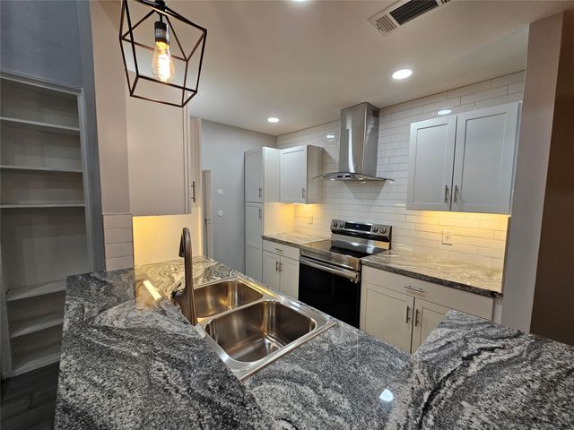 2209 Singletree Ave Unit B, Austin, TX 78727