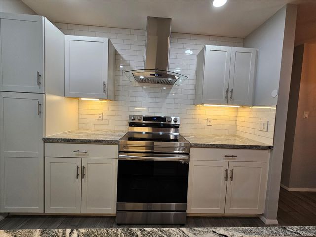 2209 Singletree Ave Unit B, Austin, TX 78727