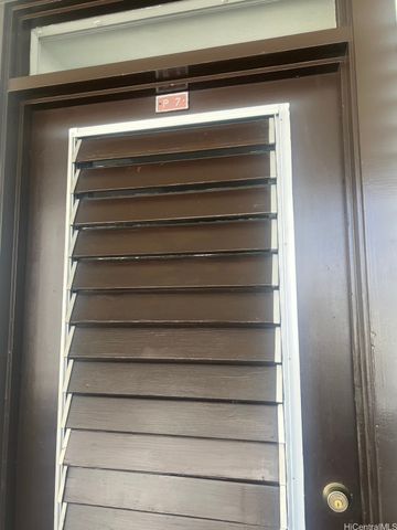 425 Ena Road P7A, Honolulu, HI 96815