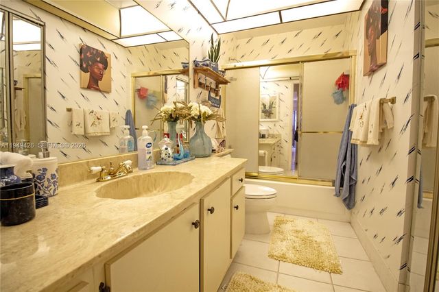 2214 Seagrape Cir, Coconut Creek, FL 33066