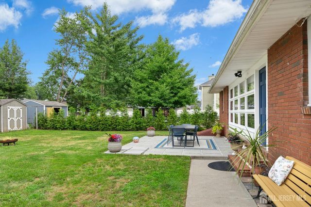 125 W Minna Avenue, Avenel, NJ 07001