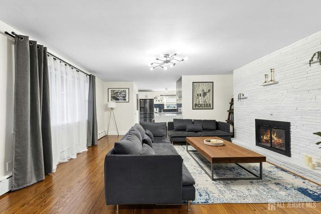 125 W Minna Avenue, Avenel, NJ 07001