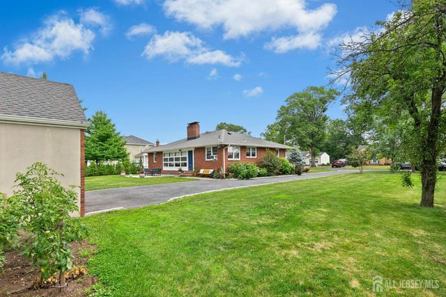 125 W Minna Avenue, Avenel, NJ 07001