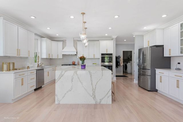 38148 N Helena Lane, Wadsworth, IL 60083