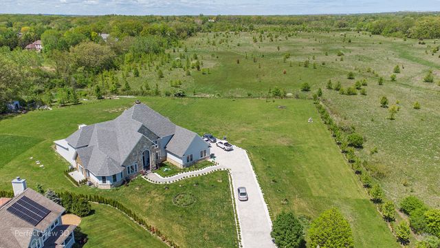 38148 N Helena Lane, Wadsworth, IL 60083