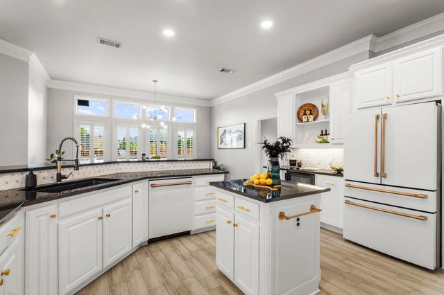 3650 Baylor Boulevard, Midlothian, TX 76065