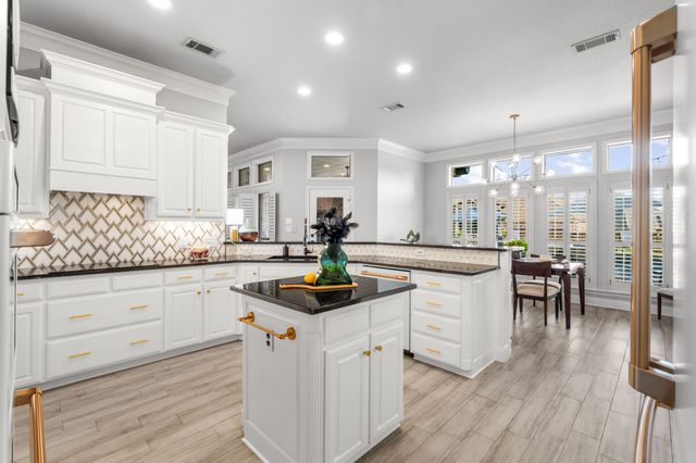 3650 Baylor Boulevard, Midlothian, TX 76065