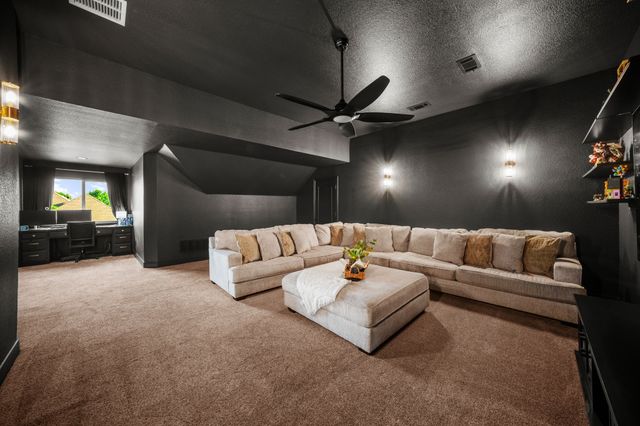 3650 Baylor Boulevard, Midlothian, TX 76065