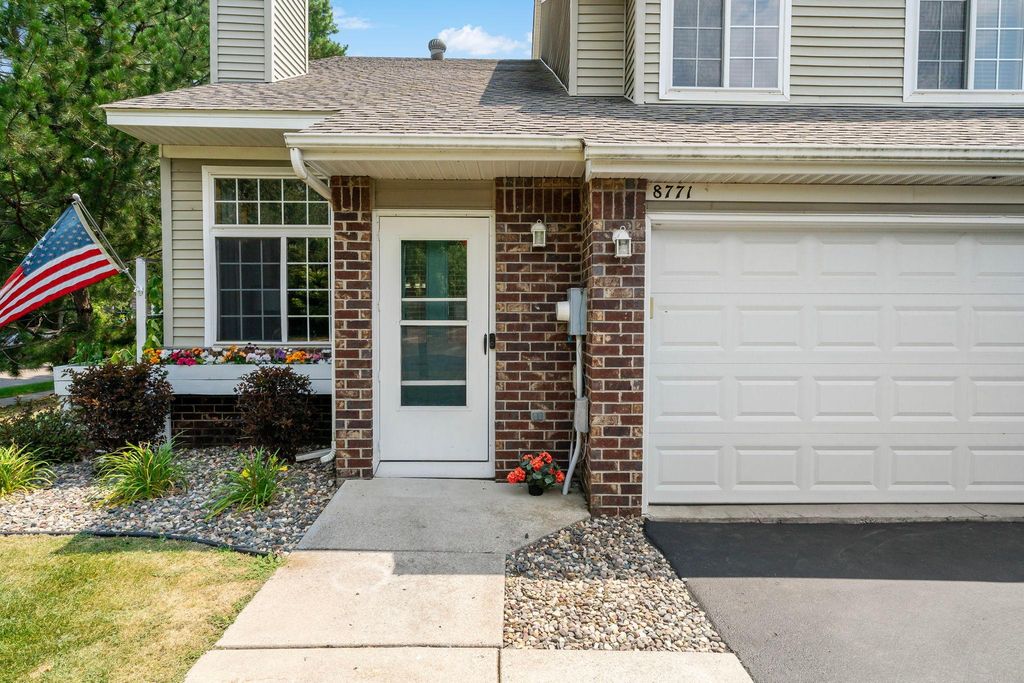 8771 Branson Drive 80, Inver Grove Heights, MN 55076 — photo 2