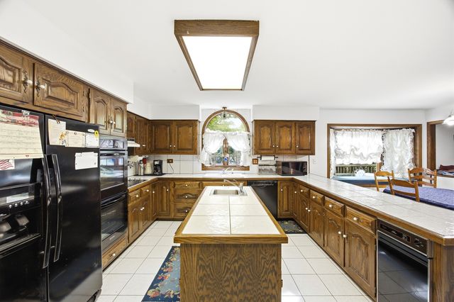 1610 Elmdale Avenue, Glenview, IL 60026