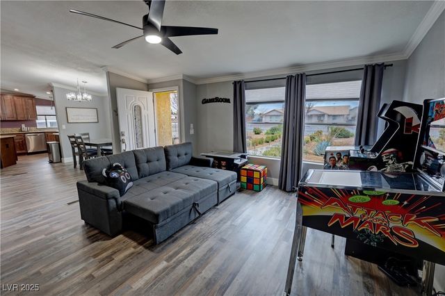 1660 East Blackhorn Street, Pahrump, NV 89048