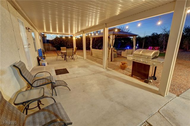 1660 East Blackhorn Street, Pahrump, NV 89048