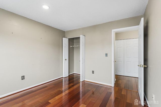 834 Edpas Road, New Brunswick, NJ 08901