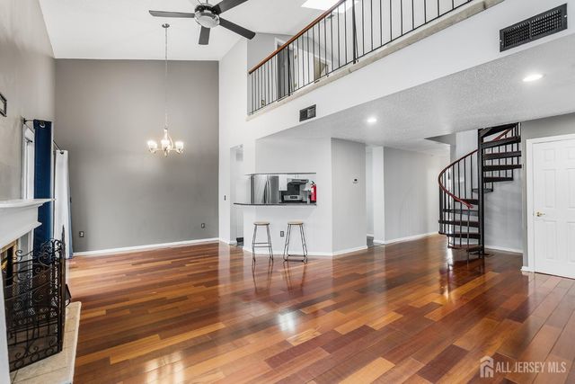 834 Edpas Road, New Brunswick, NJ 08901