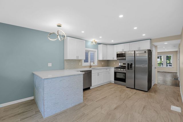 11353 S Stewart Avenue, Chicago, IL 60628