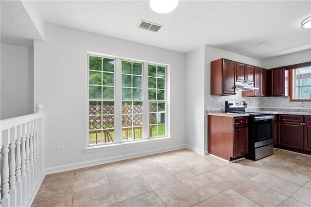 435 Churchill Court, Jonesboro, GA 30238