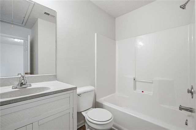 435 Churchill Court, Jonesboro, GA 30238