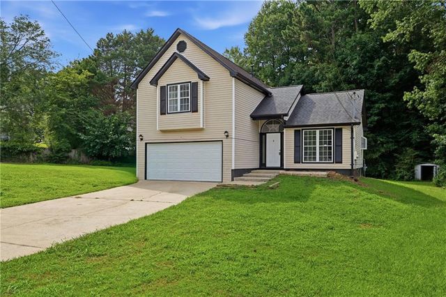 435 Churchill Court, Jonesboro, GA 30238