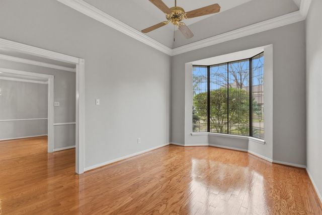 5214 Sycamore Creek Drive, Kingwood, TX 77345