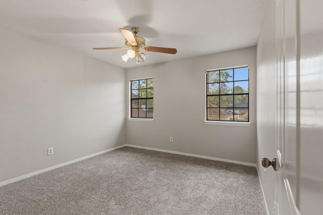 5214 Sycamore Creek Drive, Kingwood, TX 77345