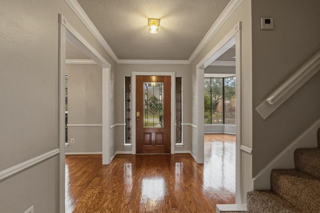 5214 Sycamore Creek Drive, Kingwood, TX 77345