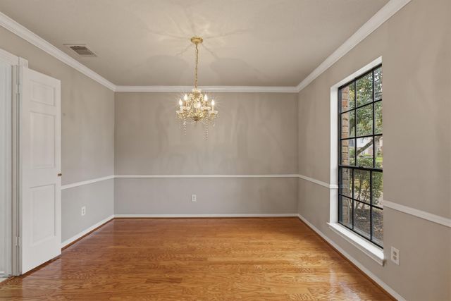 5214 Sycamore Creek Drive, Kingwood, TX 77345