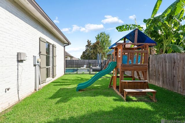 3012 Grand Field Ave, Baton Rouge, LA 70810