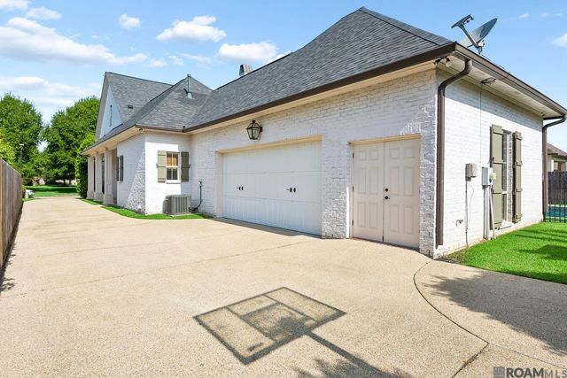 3012 Grand Field Ave, Baton Rouge, LA 70810