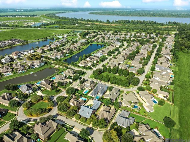 3012 Grand Field Ave, Baton Rouge, LA 70810
