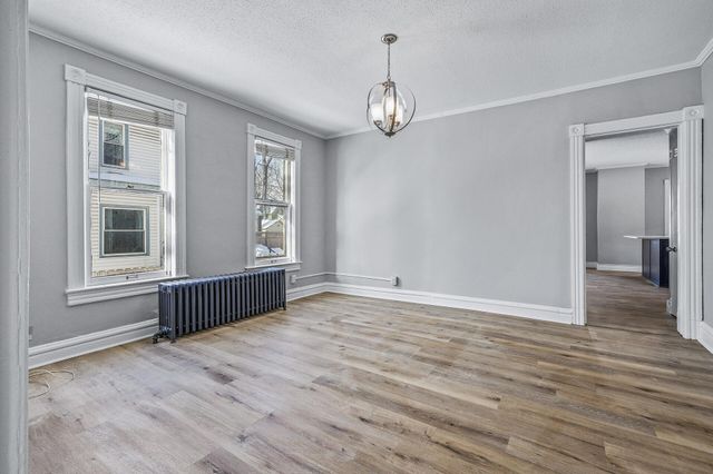 811 Watson Avenue, Saint Paul, MN 55102