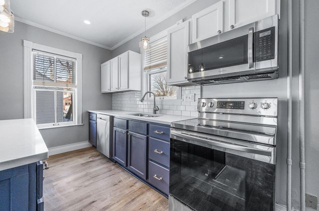 811 Watson Avenue, Saint Paul, MN 55102