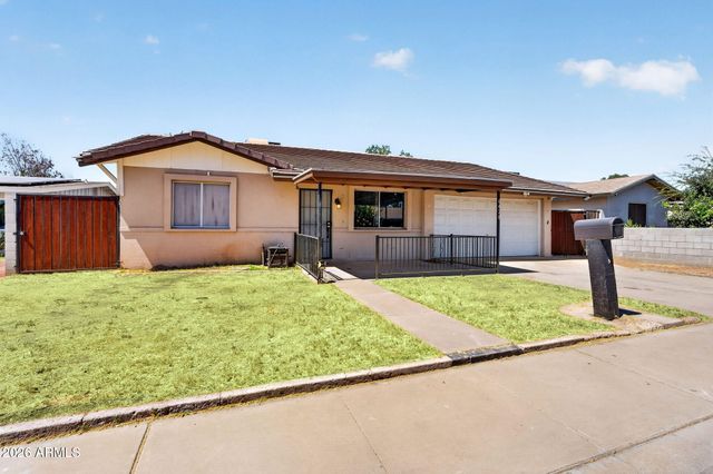 6426 W LAMAR Road, Glendale, AZ 85301
