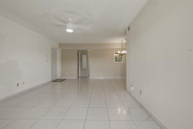 11200 SW 13th Street 104, Pembroke Pines, FL 33025