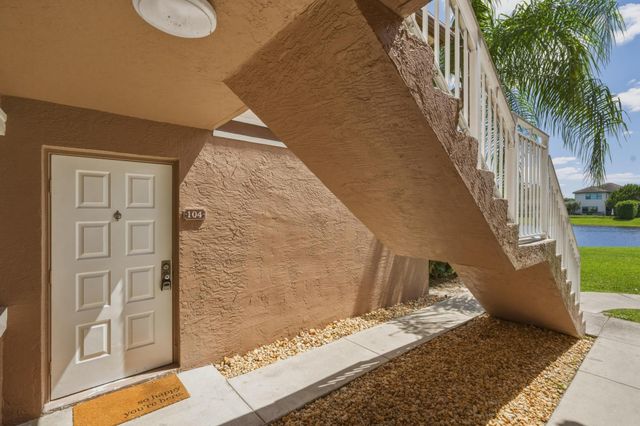 11200 SW 13th Street 104, Pembroke Pines, FL 33025